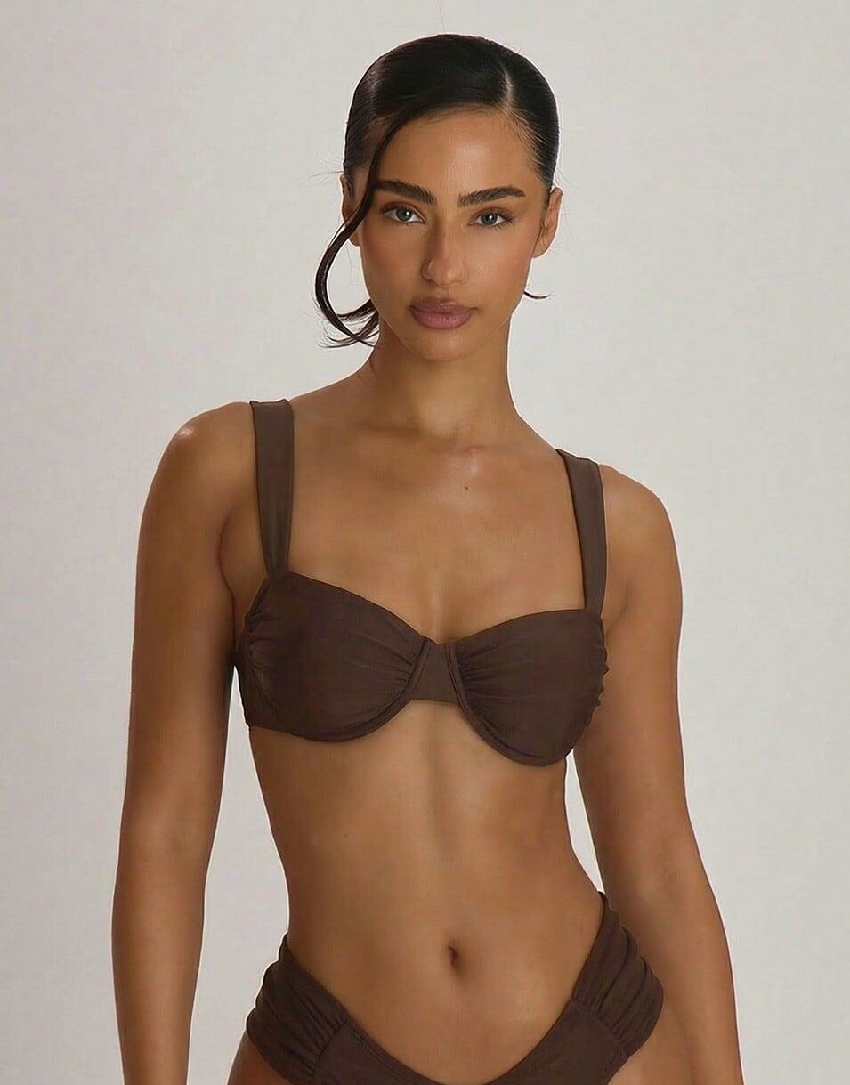 BRĄZOWA GÓRA OD BIKINI