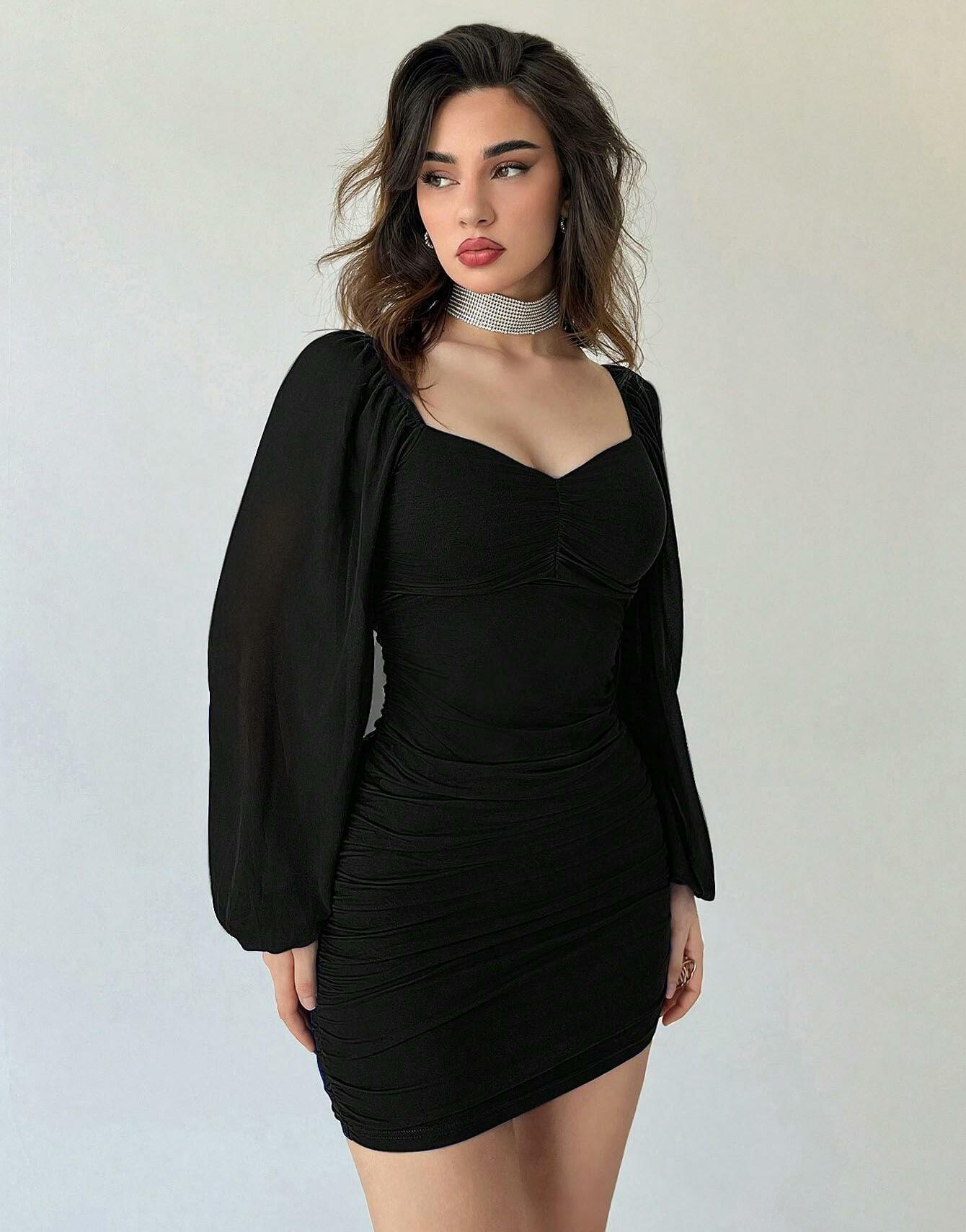 CZARNA SUKIENKA MINI
