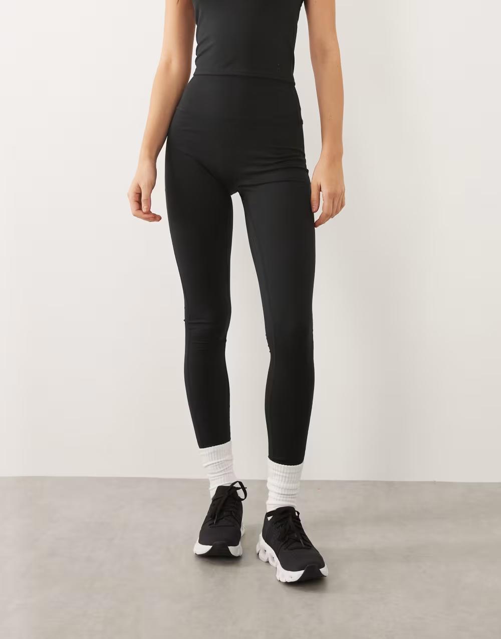 CZARNE LEGGINSY Z WYSOKIM STANEM
