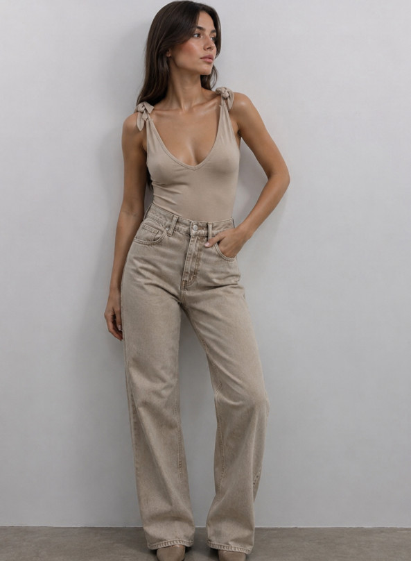 beżowe body wiązanie v-neck