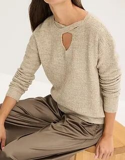 SWETER Z BŁYSZCZĄCĄ NITKĄ