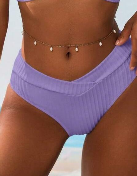 fioletowy dół od bikini