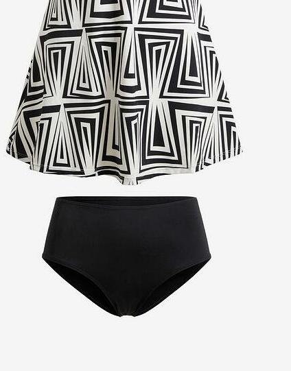czarny dół od bikini 