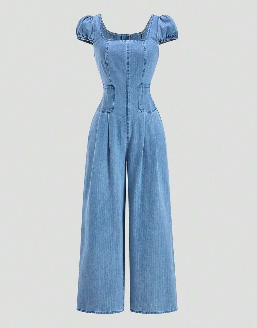 niebieski kombinezon jeans
