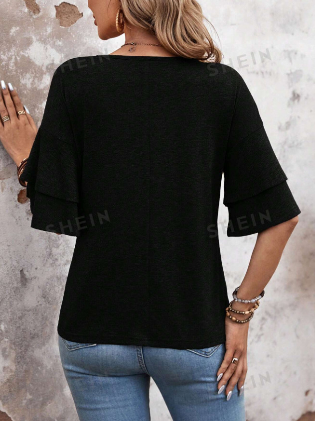 LUŹNA CZARNA BLUZKA V-NECK 
