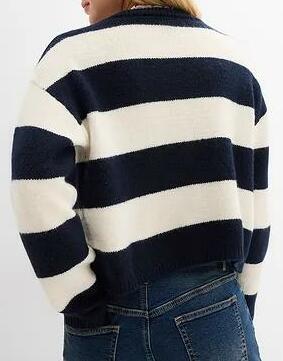 rozpinany sweter w paski