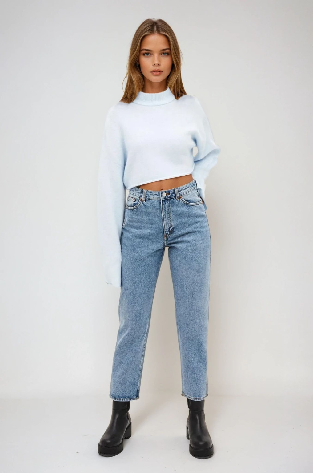 niebieskie proste spodnie jeans