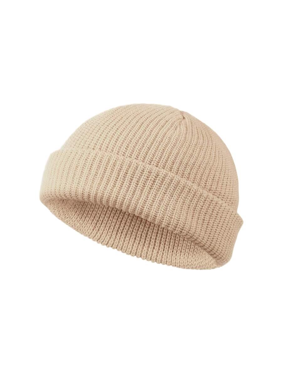 beżowa czapka beanie