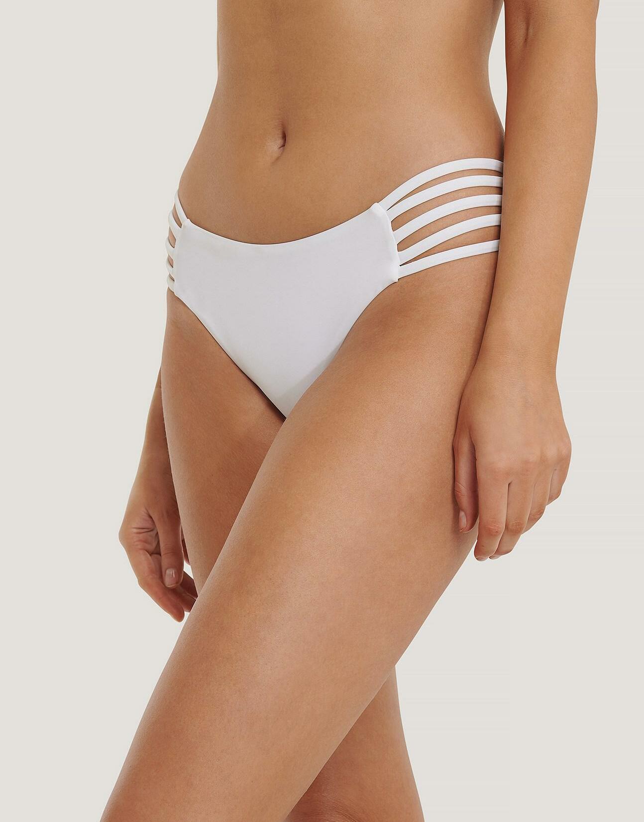 BIAŁY DÓŁ OD BIKINI 