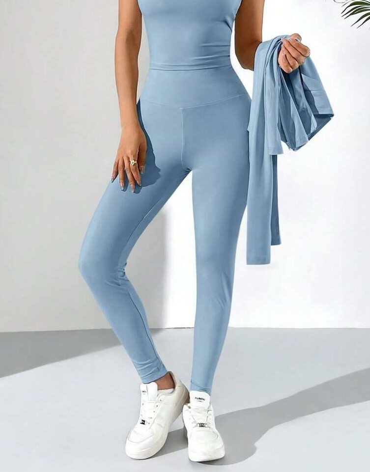 niebieski sportowy komplet top legginsy