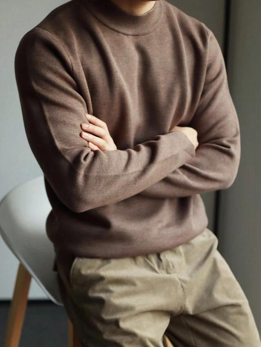 brązowy dzianinowy sweter