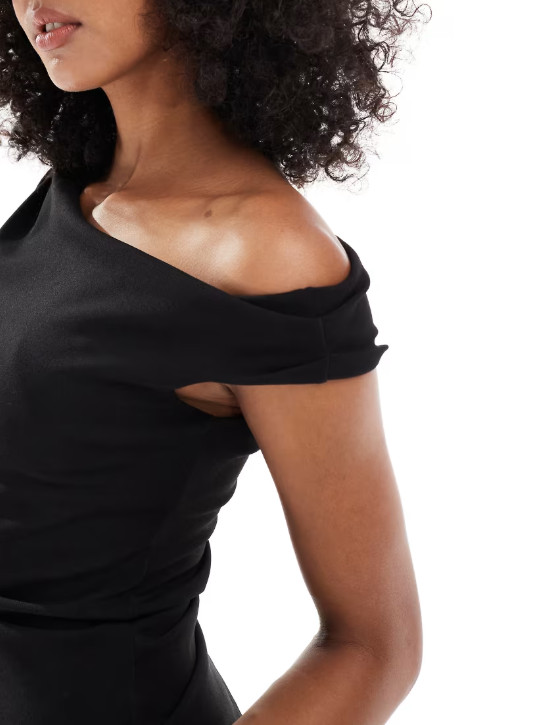 CZARNY TOP ASYMETRIA