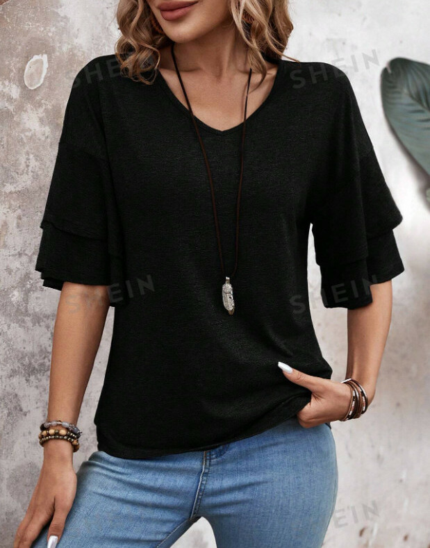 LUŹNA CZARNA BLUZKA V-NECK 