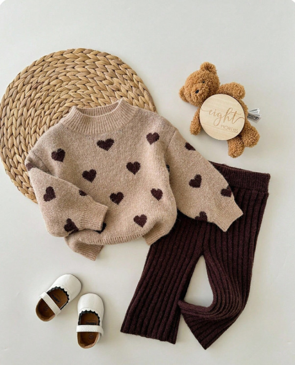 SWETER SPODNIE KOMPLET