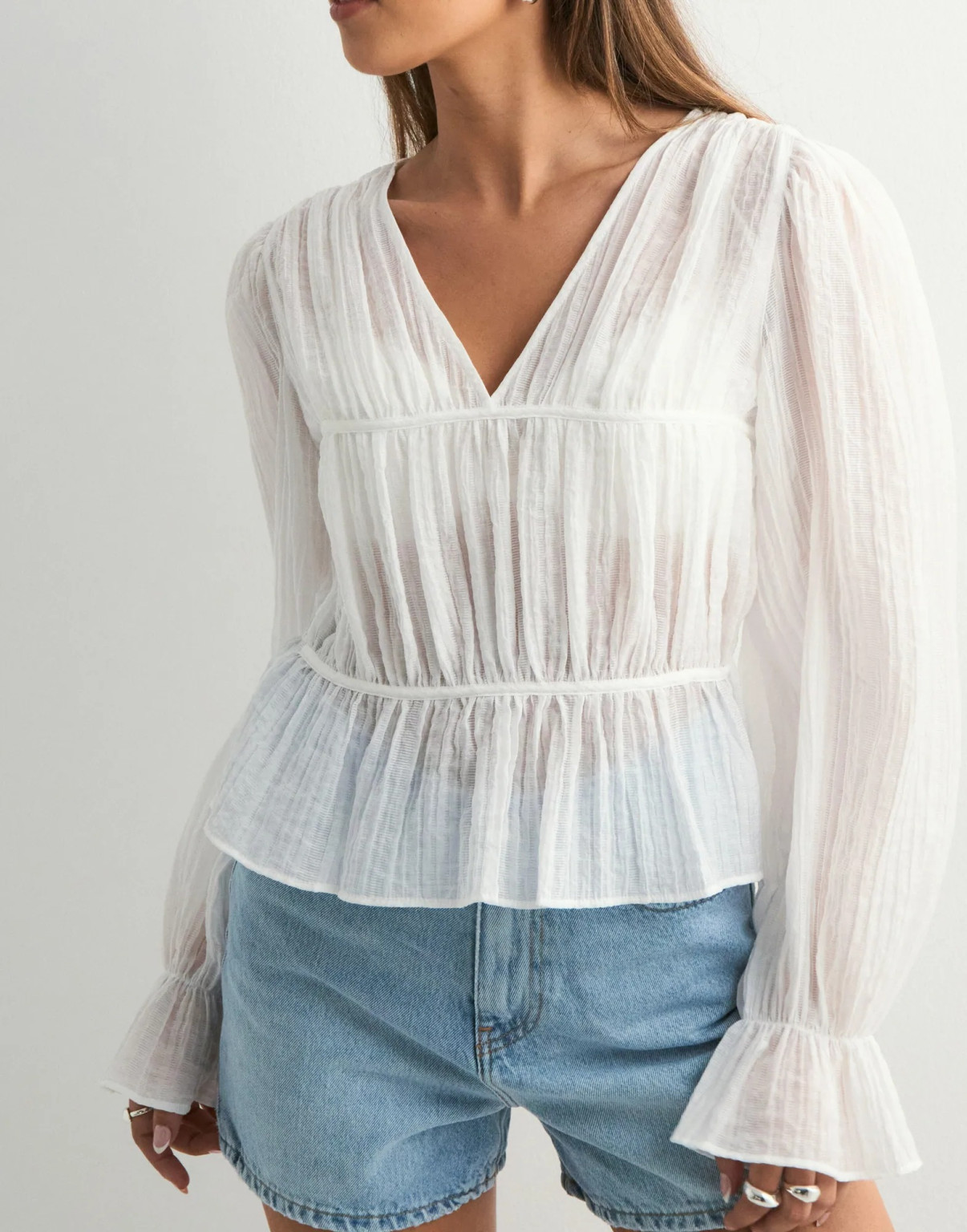Biała bluzka v neck