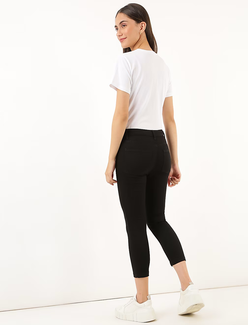 CZARNE SPODNIE RURKIT57-9436K-Y0