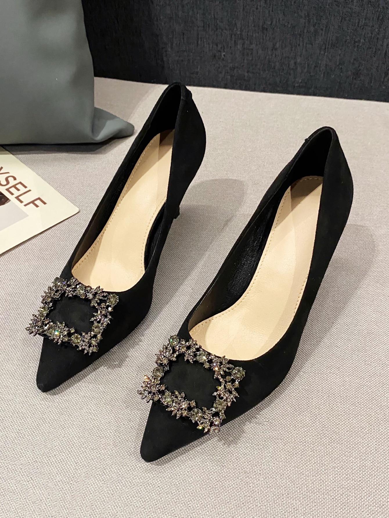 CZARNA CZÓŁENKA KLAMRA