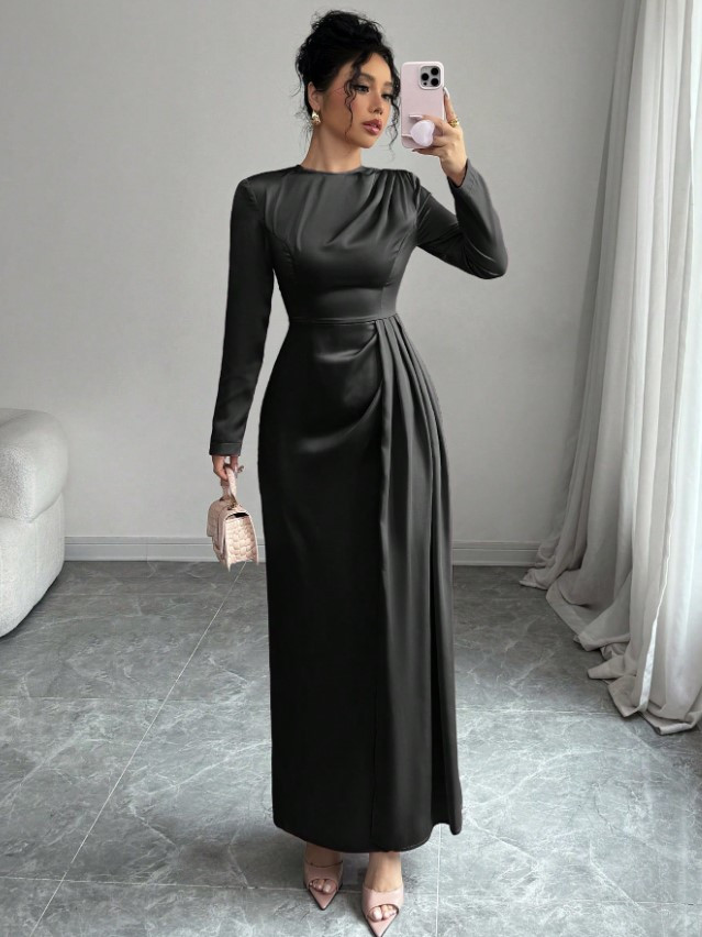 CZARNA MAXI SUKIENKA