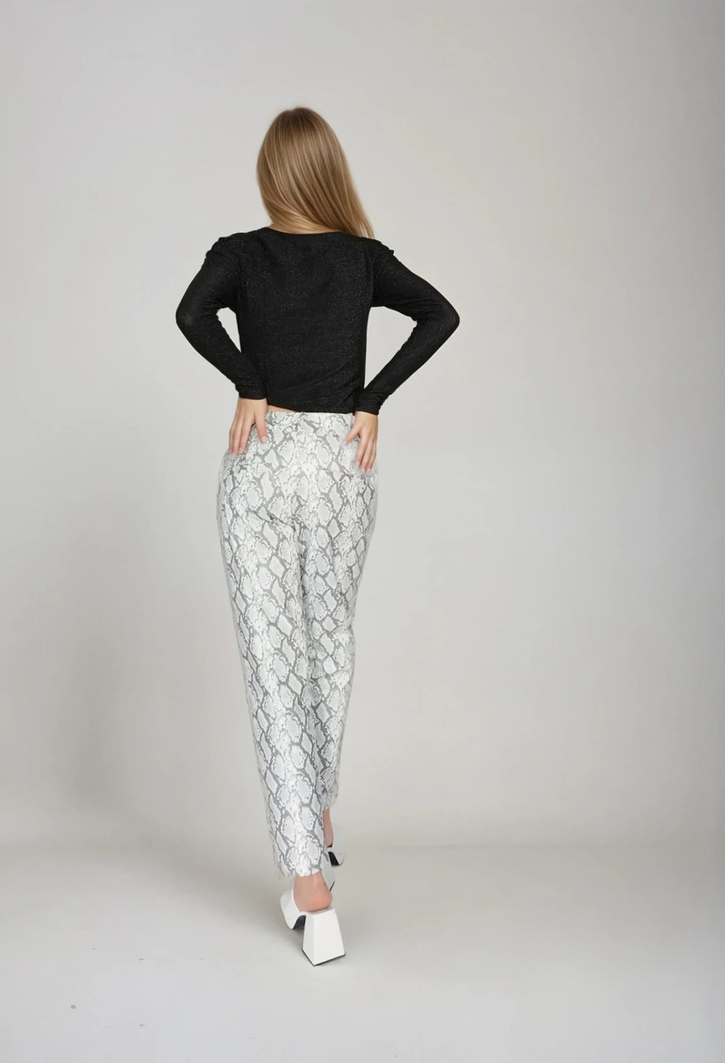 spodnie animal print imitacja skóry