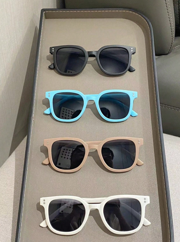 okulary przeciwsłoneczne 4-pack