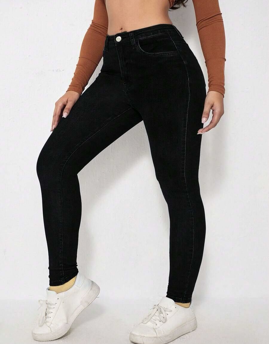 CZARNE SPODNIE JEANS RURKI