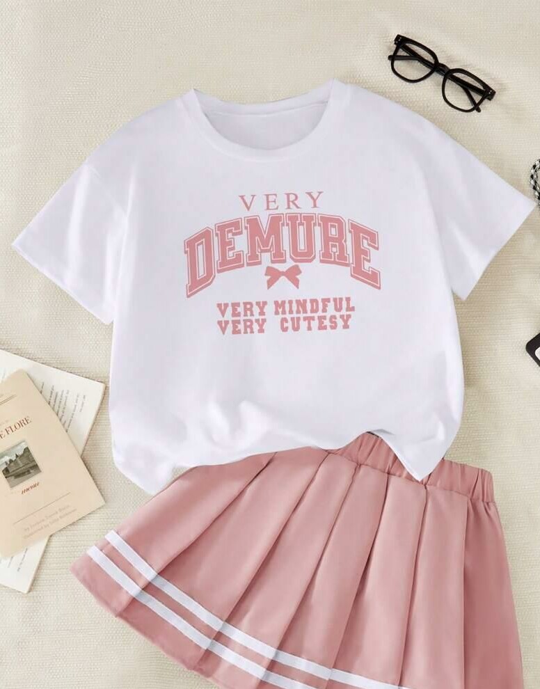 biały t-shirt nadruk