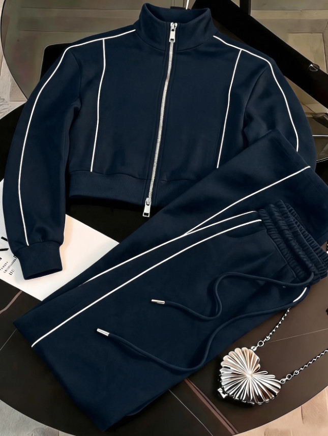 granatowy komplet bluza spodnie