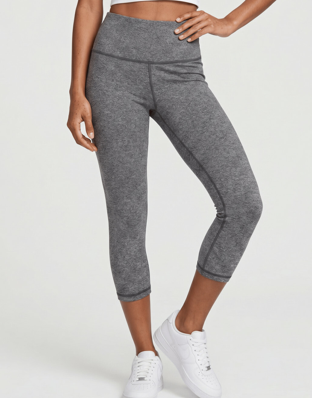 szare legginsy 3/4