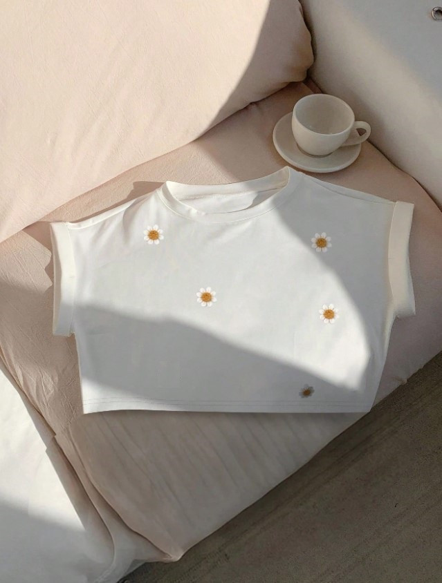 BIAŁY CROP TOP HAFT KWIATY
