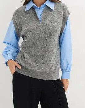 SWETER Z KOSZULOWĄ WSTAWKĄ