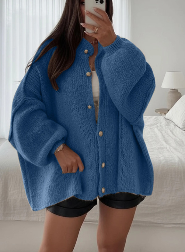 NIEBIESKI SWETER GUZIKI