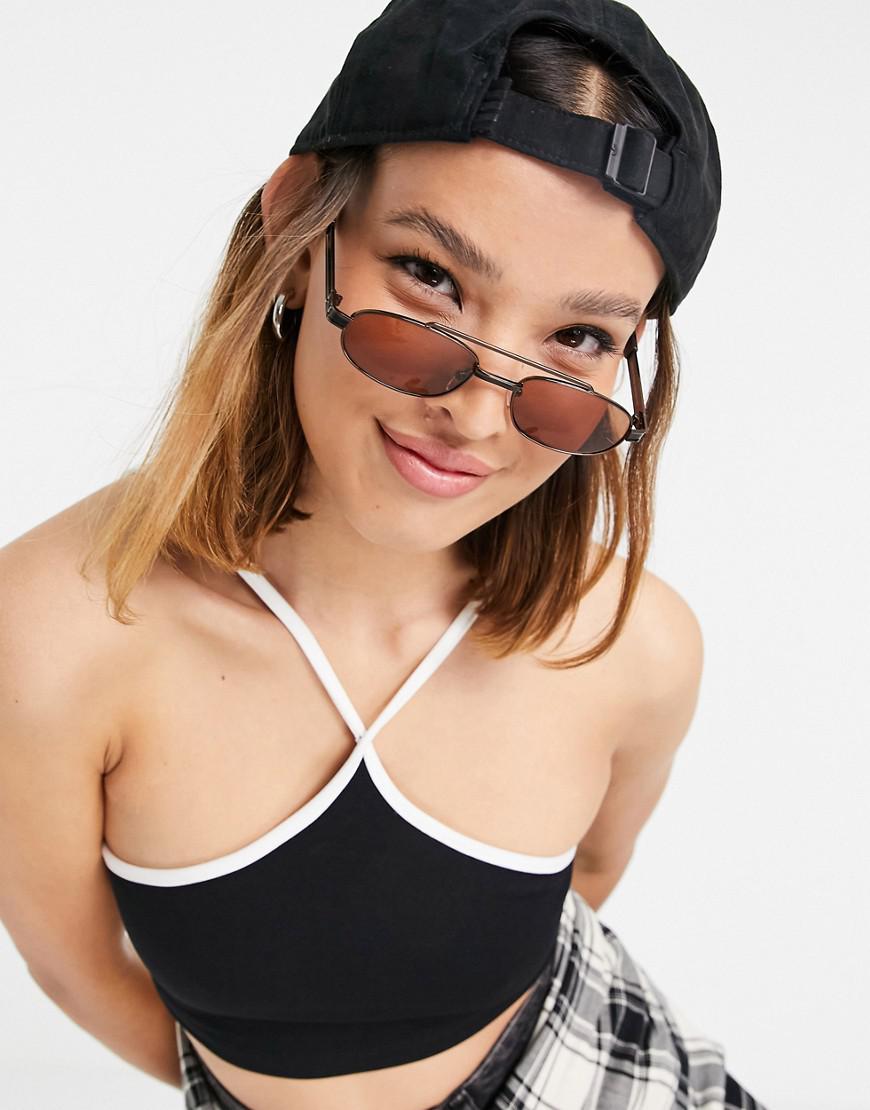 CROP TOP KONTRAST