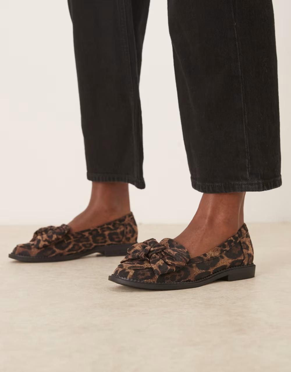 wsuwane mokasyny animal print