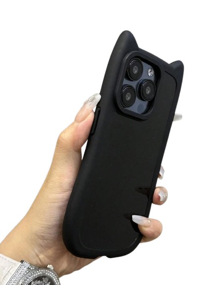 czarne etui iphone 15 pro