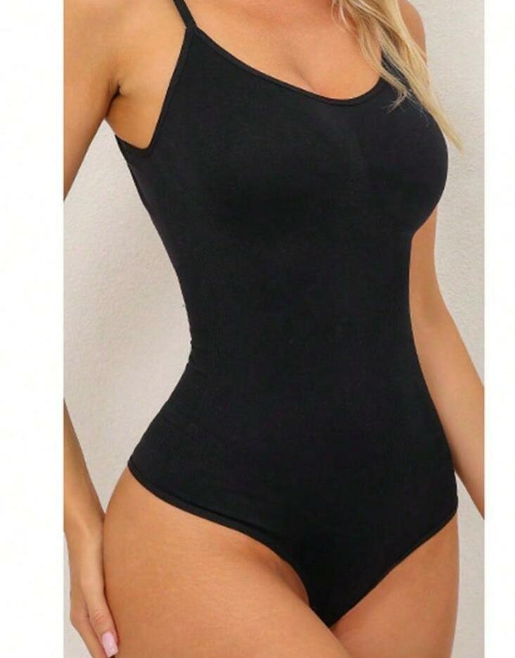 CZARNE BODY WYSZCZUPLAJĄCE 