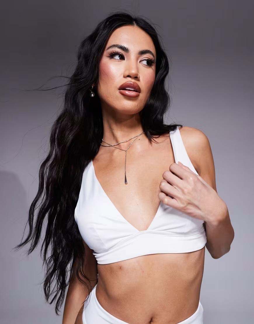 BIAŁA GÓRA OD BIKINI