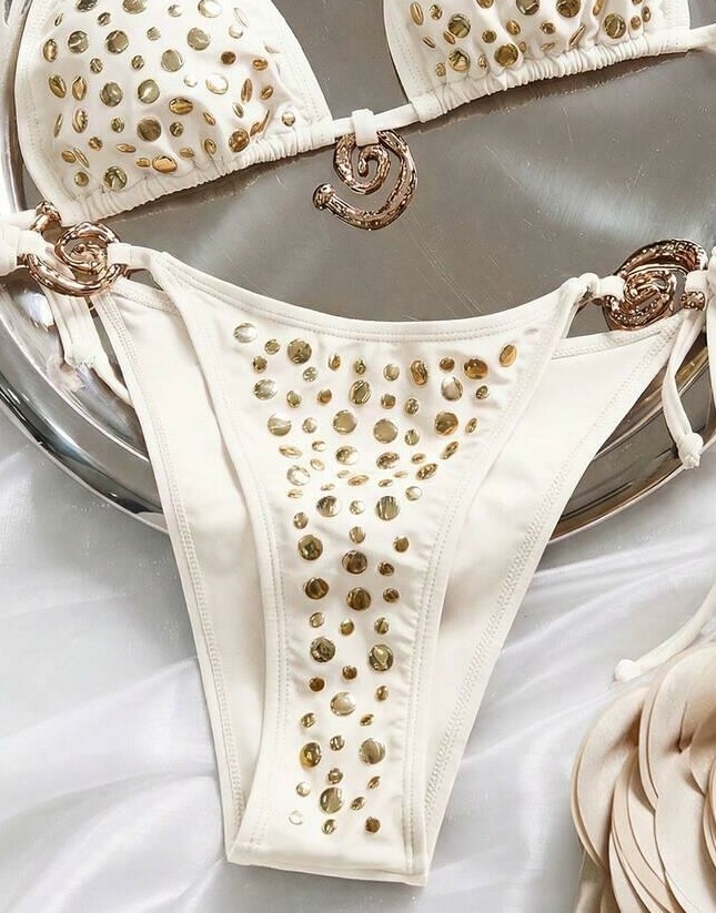 dół od bikini