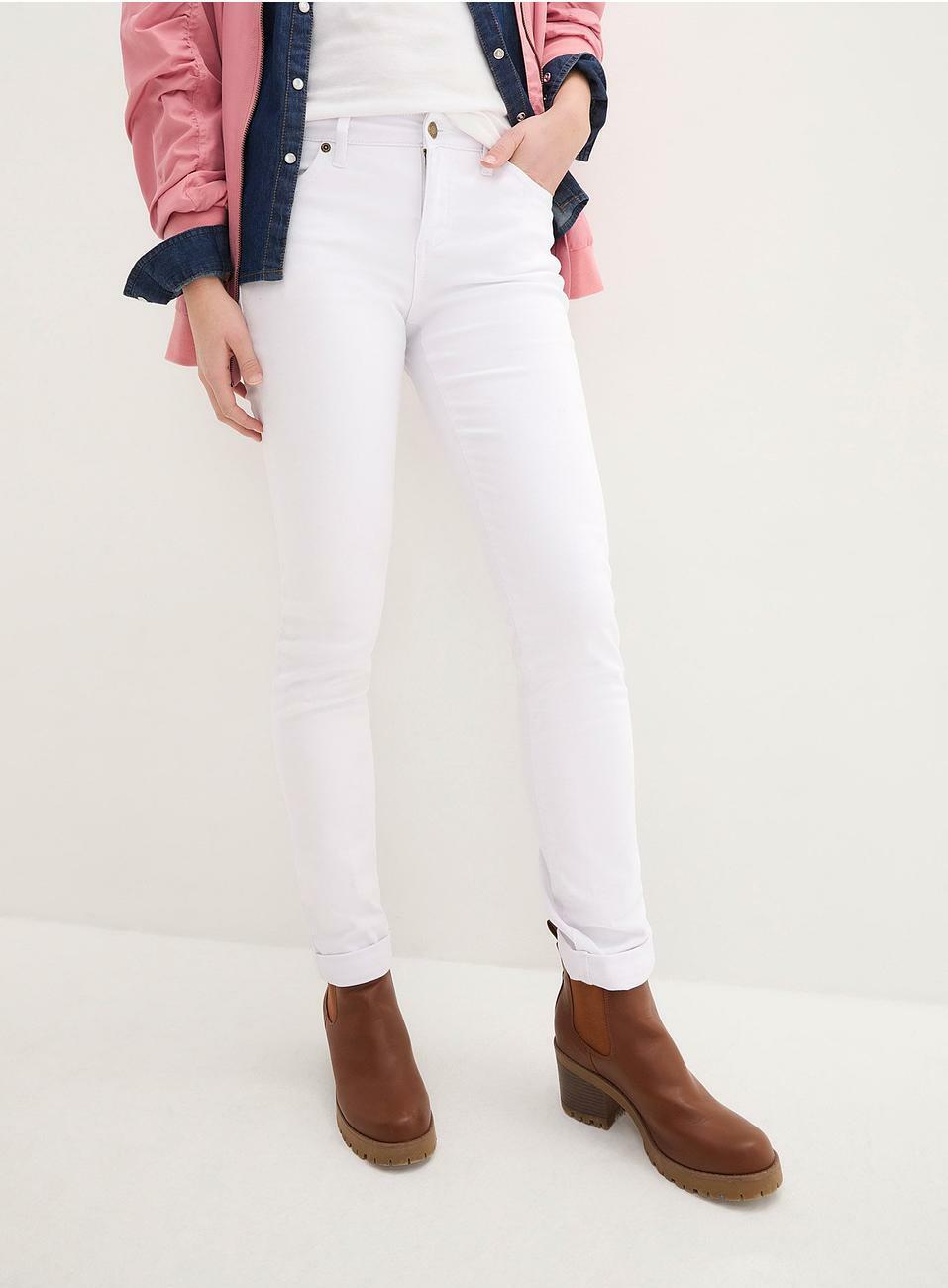 BIAŁE SPODNIE JEANS