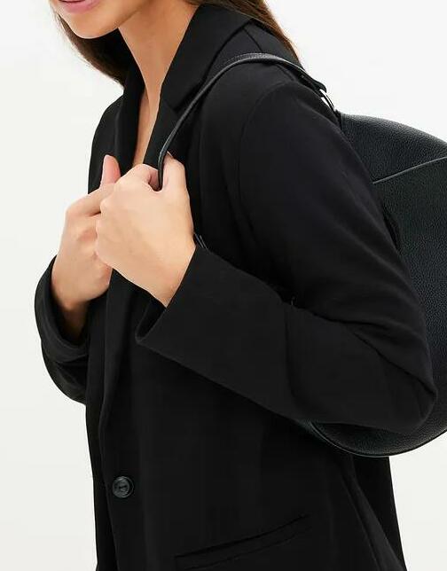 ELEGANCKA DAMSKA MARYNARKA