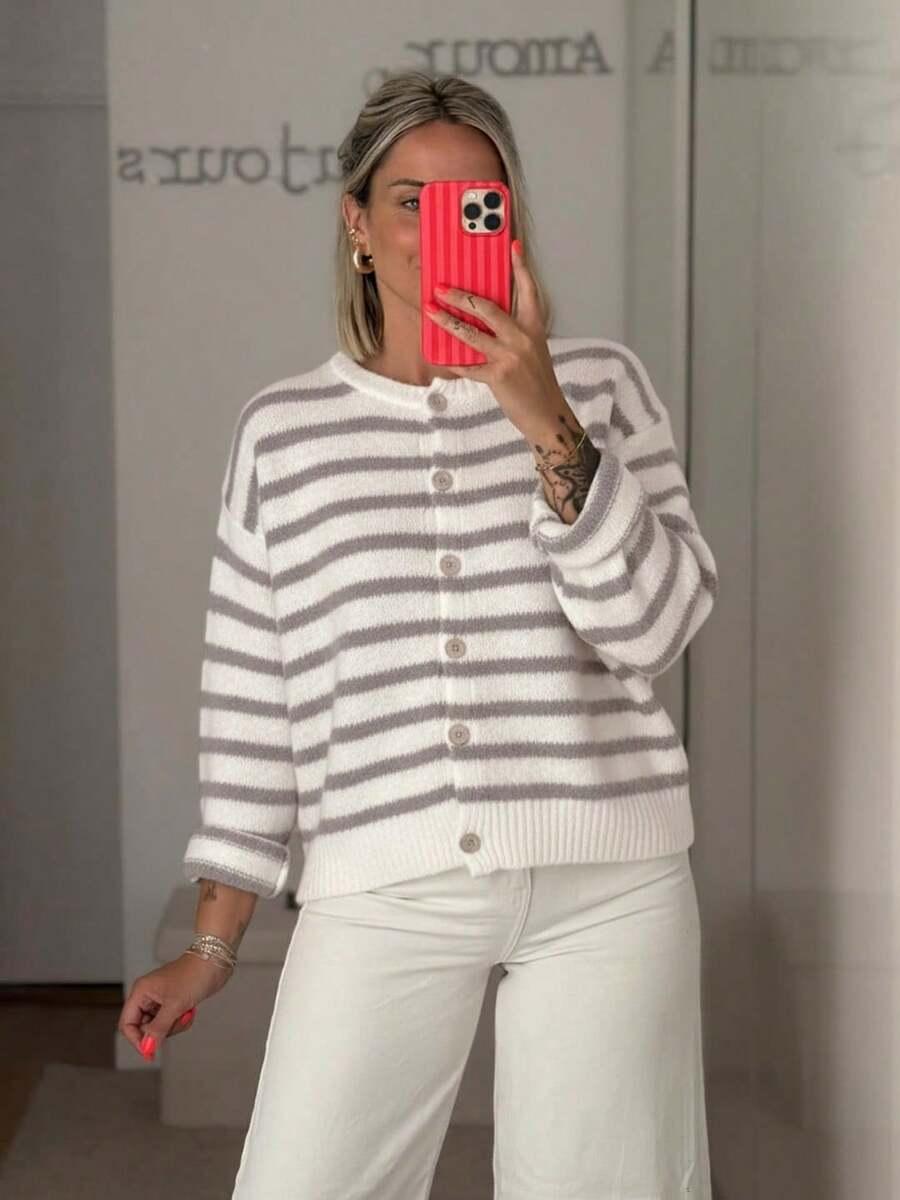ROZPINANY SWETER PASKI