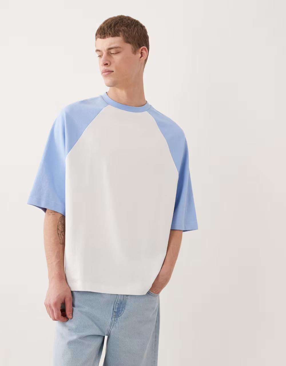 klasyczny luźny t-shirt kontrast tekstura