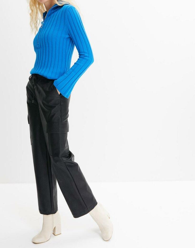 SWETER W PRĄŻKI