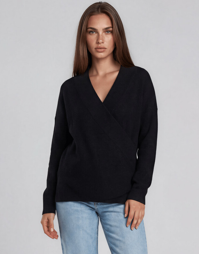 czarny sweter oversize kaszmir