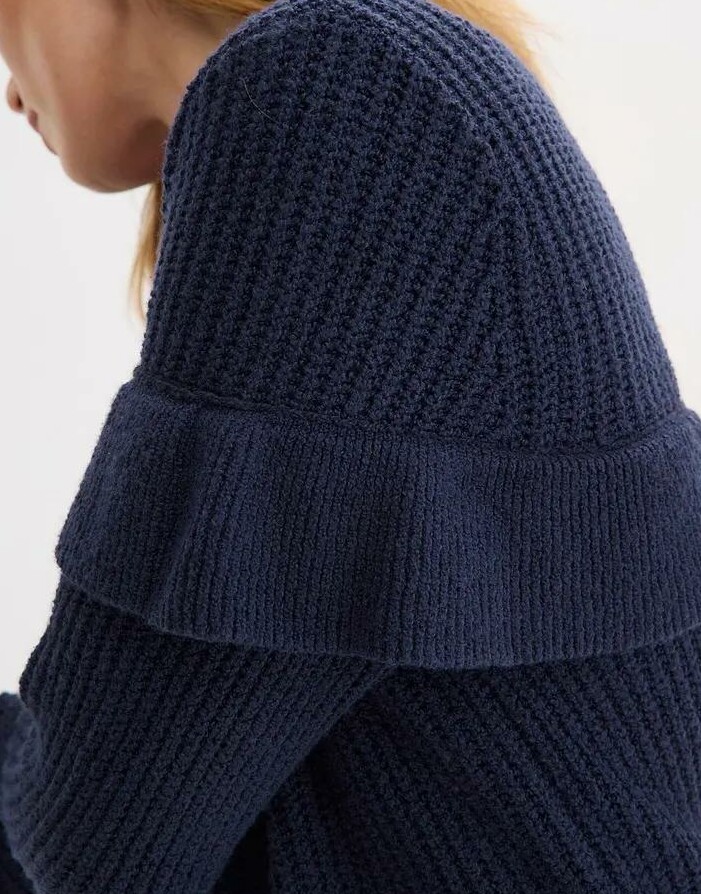 SWETER DAMSKI Z DŁUGIM RĘKAWEM ROZPINANY