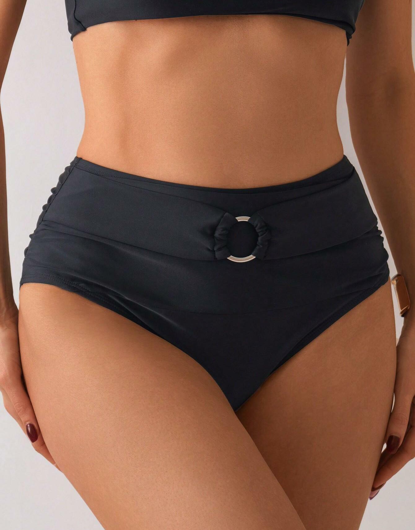 CZARNY DÓŁ OD BIKINI 