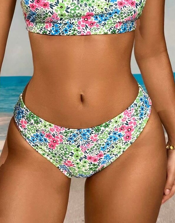 DÓŁ OD BIKINI