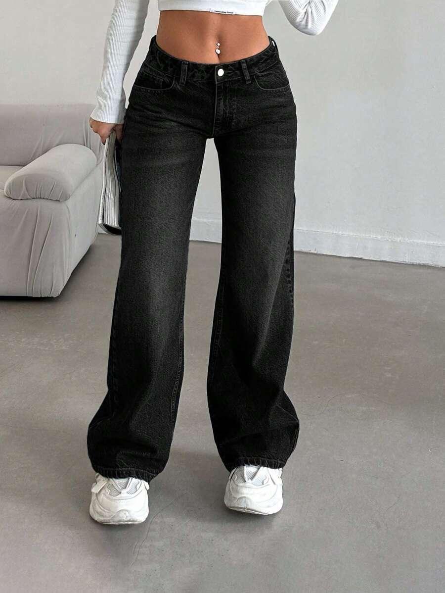 czarne spodnie jeans