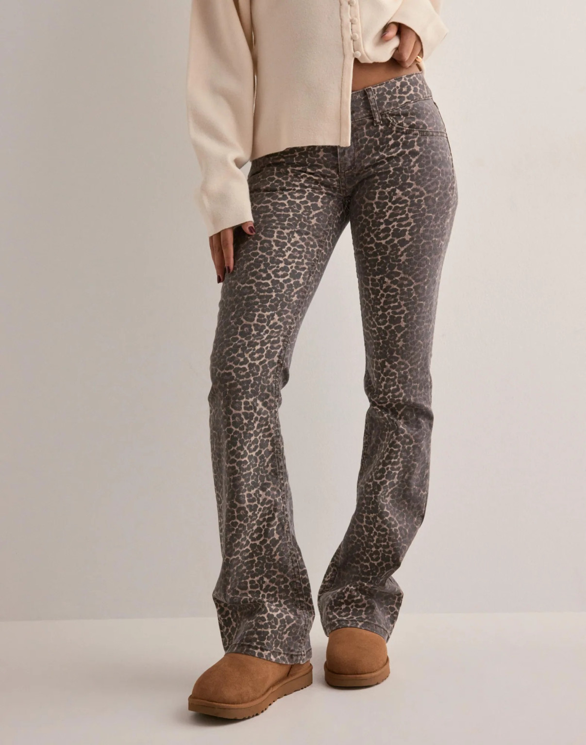 SPODNIE JEANS ANIMAL PRINT