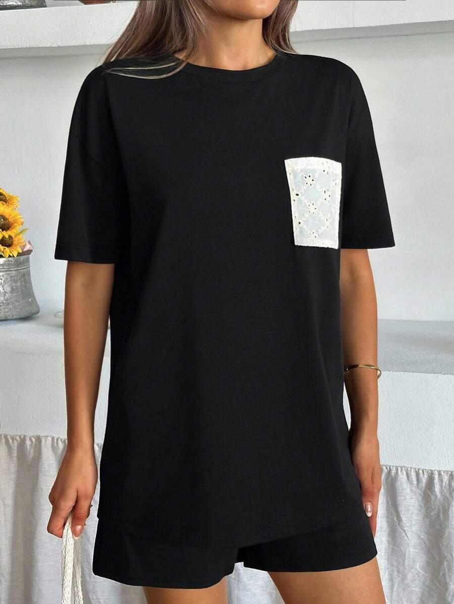 czarny t-shirt kieszeń