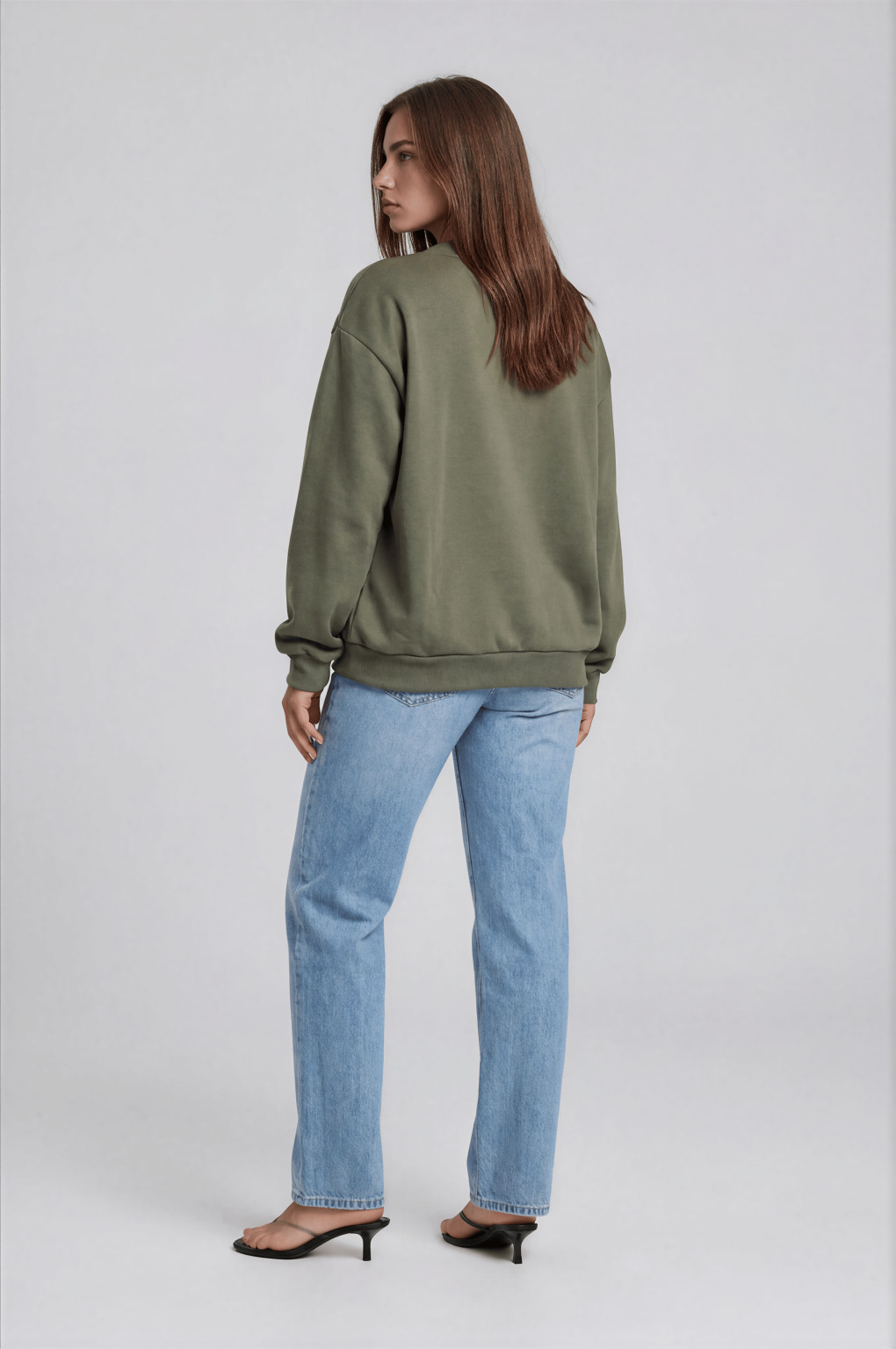 zielona bluza oversize